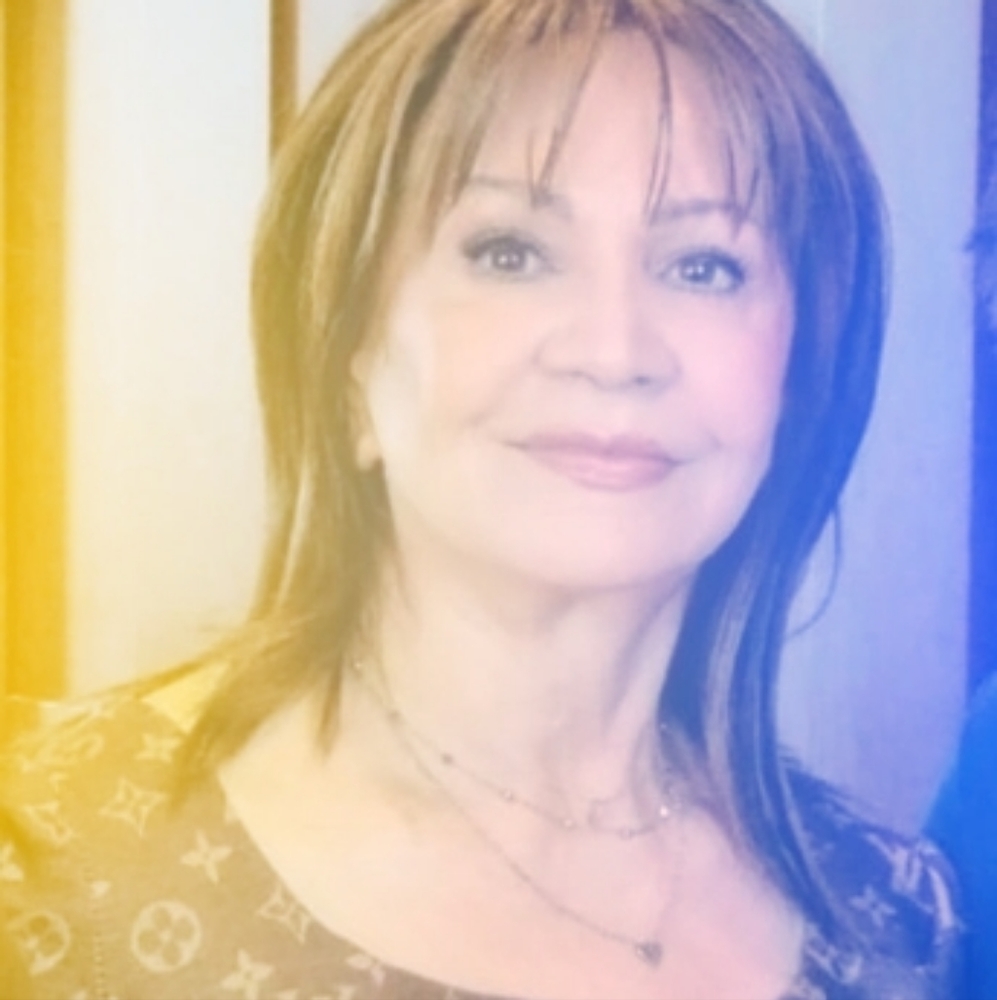 Meet your Posher, Shirin